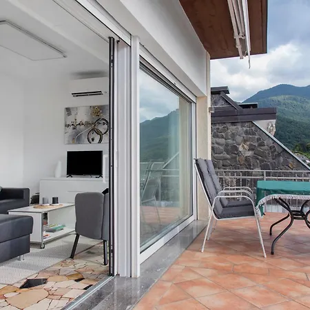 Piccolo Paradiso Vakantiehuis Brezzo