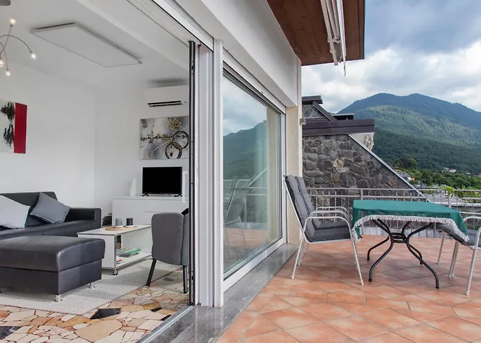 Piccolo Paradiso Дом отдыха Brezzo